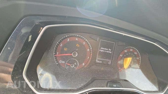 2019 Volkswagen Jetta R-Line - miniatura 30