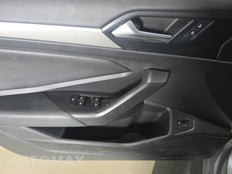2019 Volkswagen Jetta S – miniatura 9