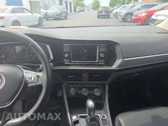 2019 Volkswagen Jetta SE – miniatura 10