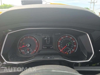 2019 Volkswagen Jetta SE – miniatura 9