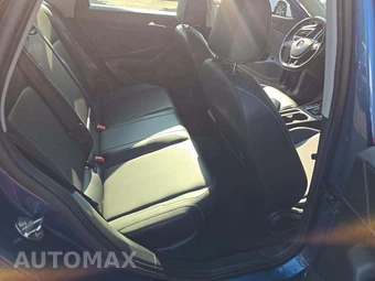 2019 Volkswagen Jetta SE – miniatura 16