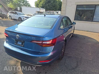 2019 Volkswagen Jetta SE – miniatura 3