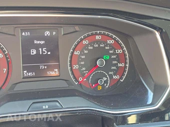 2019 Volkswagen Jetta SE – miniatura 9