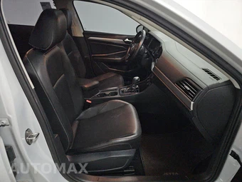 2019 Volkswagen Jetta SE – miniatura 8