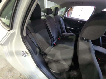 2019 Volkswagen Jetta SE – miniatura 16