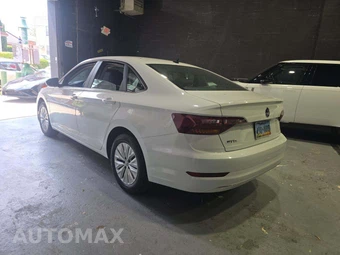 2019 Volkswagen Jetta SE – miniatura 2