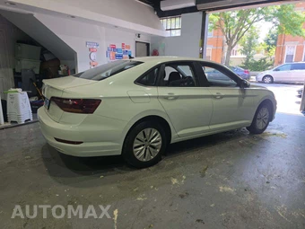 2019 Volkswagen Jetta SE – miniatura 3