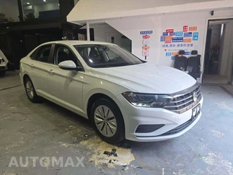 2019 Volkswagen Jetta SE – miniatura 4
