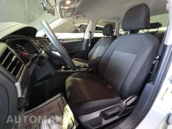 2019 Volkswagen Jetta SE – miniatura 6