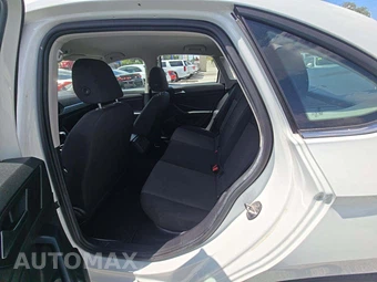2019 Volkswagen Jetta SE – miniatura 13