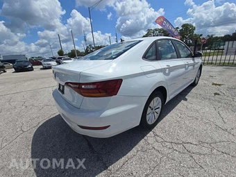 2019 Volkswagen Jetta SE – miniatura 3