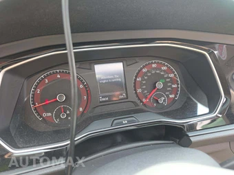 2019 Volkswagen Jetta SE - miniatura 9