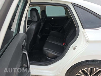2019 Volkswagen Jetta SE – miniatura 13