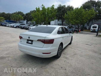 2019 Volkswagen Jetta SE – miniatura 3