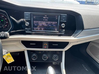 2019 Volkswagen Jetta SE - miniatura 12