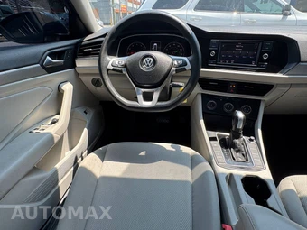 2019 Volkswagen Jetta SE - miniatura 17