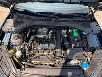 2019 Volkswagen Jetta SE - miniatura 26