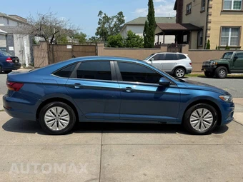 2019 Volkswagen Jetta SE - miniatura 6
