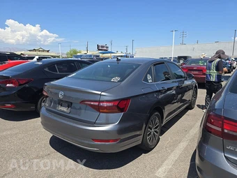 2019 Volkswagen Jetta SEL - miniatura 4