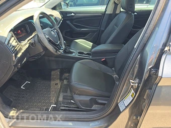 2019 Volkswagen Jetta SEL - miniatura 7