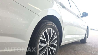 2019 Volkswagen Jetta SEL – miniatura 22