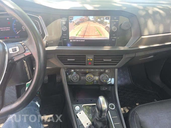 2019 Volkswagen Jetta SEL Premium – miniatura 10