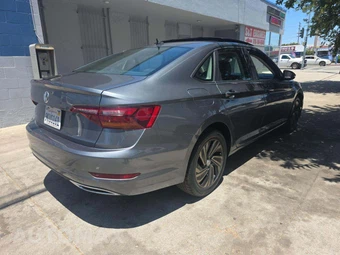 2019 Volkswagen Jetta SEL Premium – miniatura 3