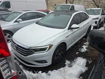 2019 Volkswagen Jetta SEL Premium w/CWP
