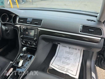 2019 Volkswagen Passat SE R-Line - miniatura 19