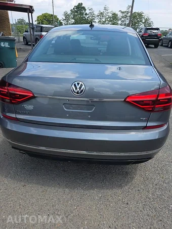 2019 Volkswagen Passat SE R-Line - miniatura 27