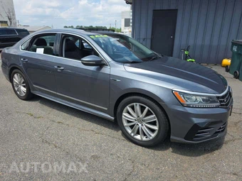 2019 Volkswagen Passat SE R-Line - miniatura 4