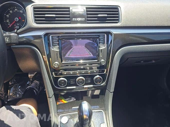 2019 Volkswagen Passat SE R-Line - miniatura 10