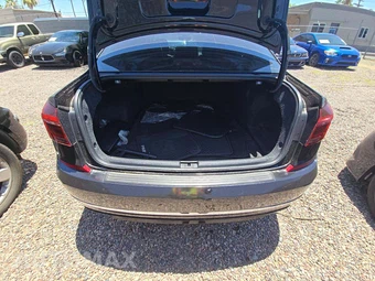 2019 Volkswagen Passat SE R-Line - miniatura 14