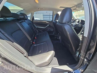 2019 Volkswagen Passat SE R-Line - miniatura 16