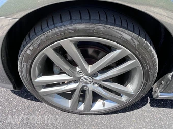 2019 Volkswagen Passat SE R-Line - miniatura 19