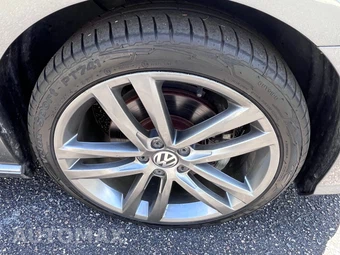 2019 Volkswagen Passat SE R-Line - miniatura 22