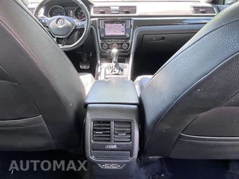 2019 Volkswagen Passat SE R-Line - miniatura 28