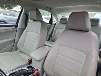 2019 Volkswagen Passat Wolfsburg – miniatura 11