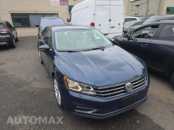 2019 Volkswagen Passat Wolfsburg – miniatura 4