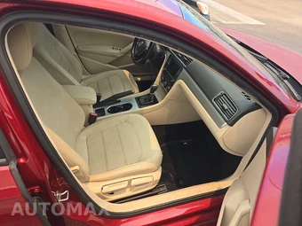 2019 Volkswagen Passat Wolfsburg – miniatura 8