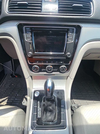 2019 Volkswagen Passat Wolfsburg – miniatura 11