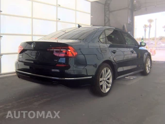 2019 Volkswagen Passat Wolfsburg – miniatura 4