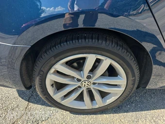 2019 Volkswagen Passat Wolfsburg – miniatura 10