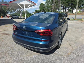 2019 Volkswagen Passat Wolfsburg – miniatura 4