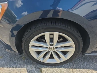 2019 Volkswagen Passat Wolfsburg – miniatura 8