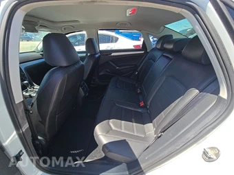 2019 Volkswagen Passat Wolfsburg – miniatura 13
