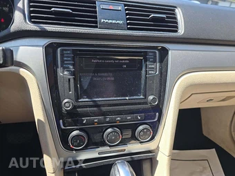 2019 Volkswagen Passat Wolfsburg – miniatura 10