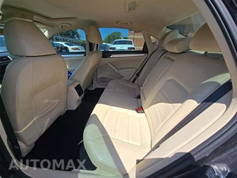 2019 Volkswagen Passat Wolfsburg – miniatura 13