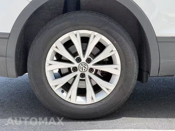 2019 Volkswagen Tiguan S - miniatura 14