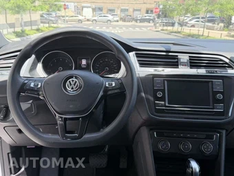 2019 Volkswagen Tiguan S - miniatura 8